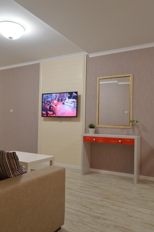 Divona Studio Ruse Habitación foto
